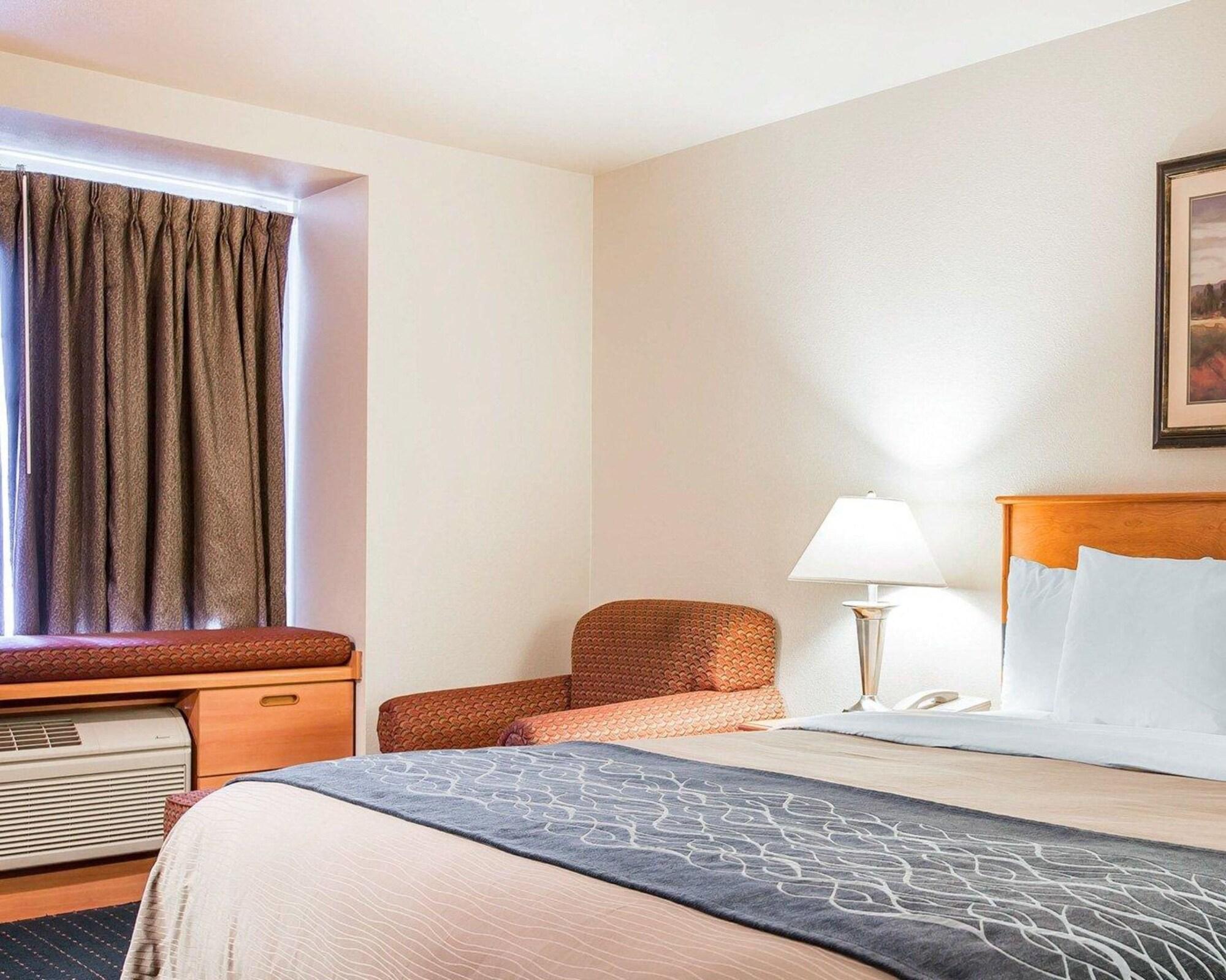 Comfort Inn & Suites סלינס מראה חיצוני תמונה